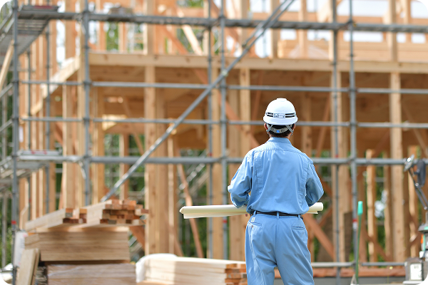 施工後の状態を確認しながら、安定した品質を確保します。