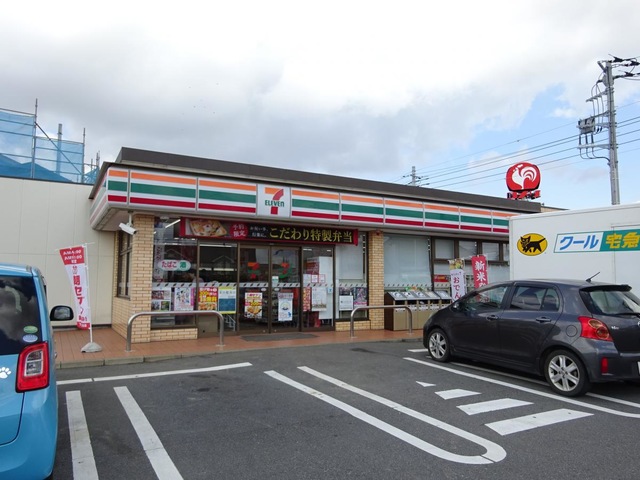 セブンイレブン古市場店【徒歩5分】