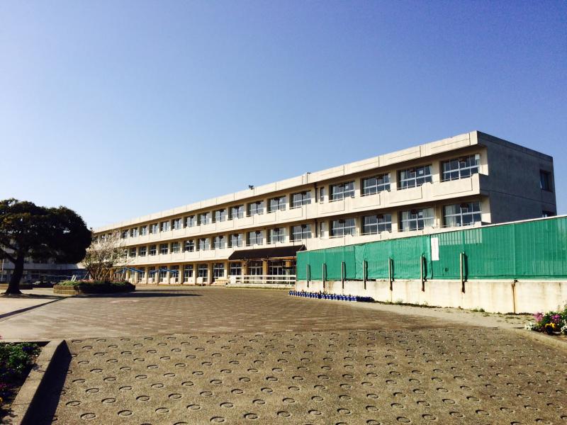 蔵波小学校
