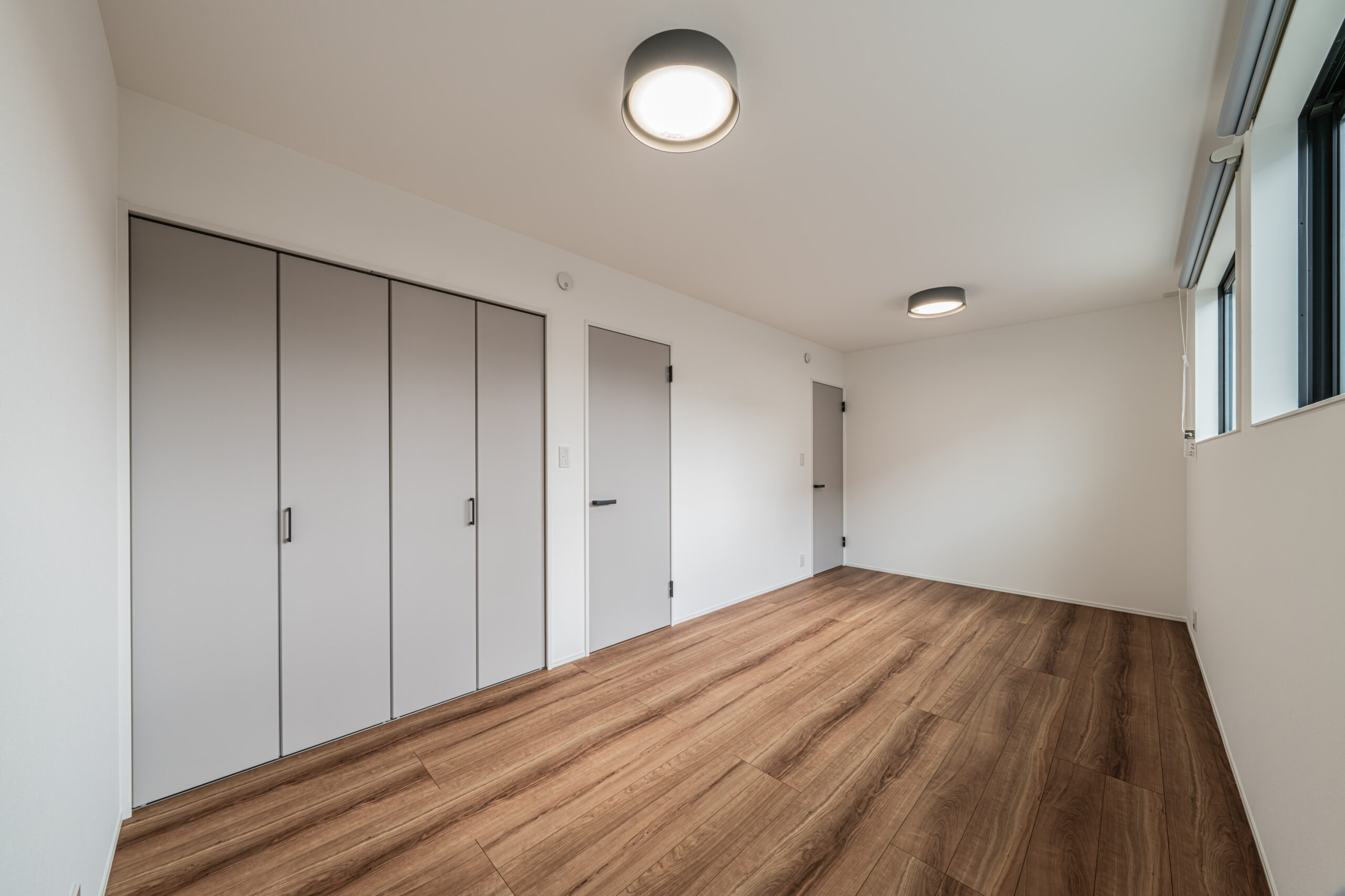 フリーウォール