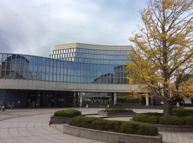 市原市立中央図書館